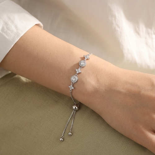 Clover Lumière Adjustable Bracelet